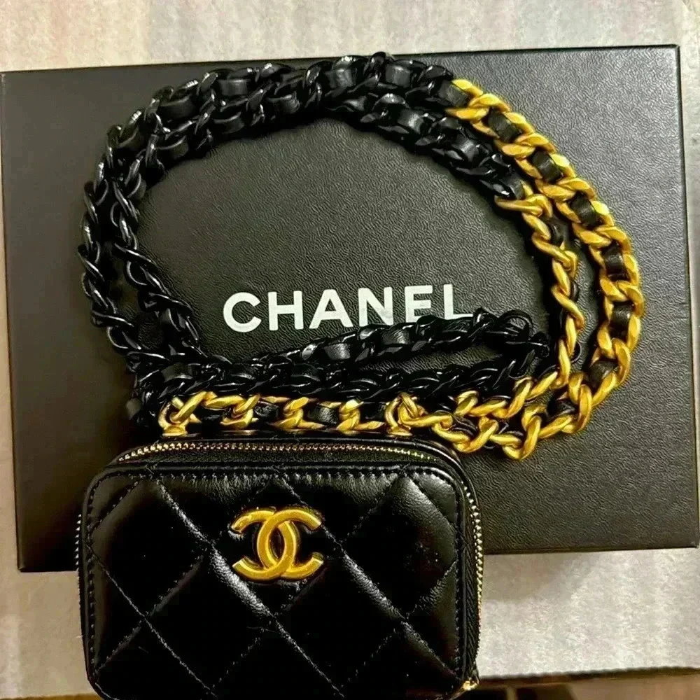 Chanel Black Quilted Mini Lacquered Chain Clutch in lambskin leather